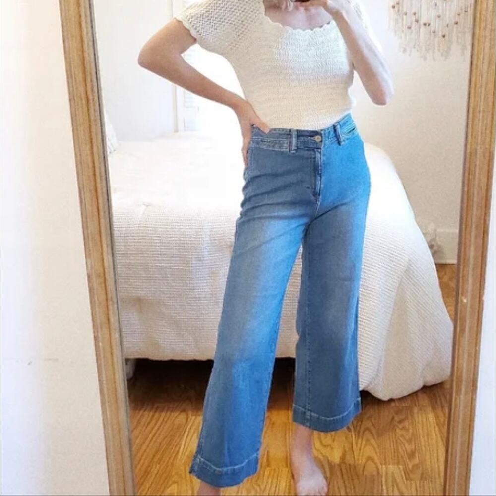 GAP Wide Legged Denim Jeans Ankle Length Women's Size 4/27